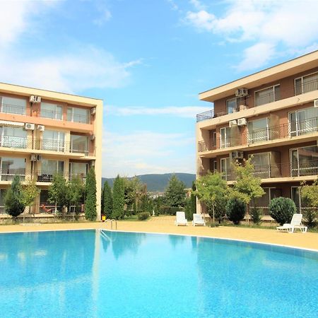 Holiday-Orchid Menada Apartments 써니비치 외부 사진
