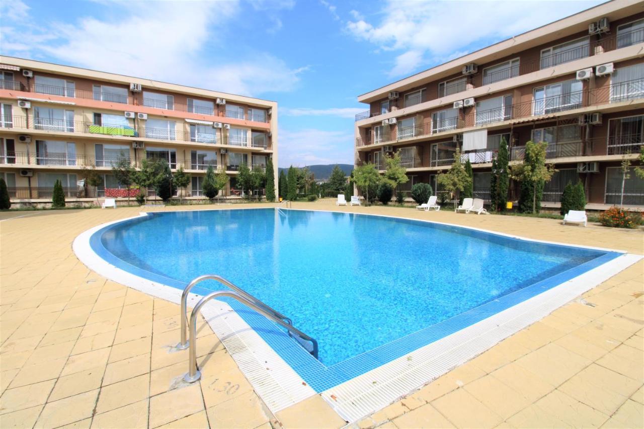 Holiday-Orchid Menada Apartments 써니비치 외부 사진