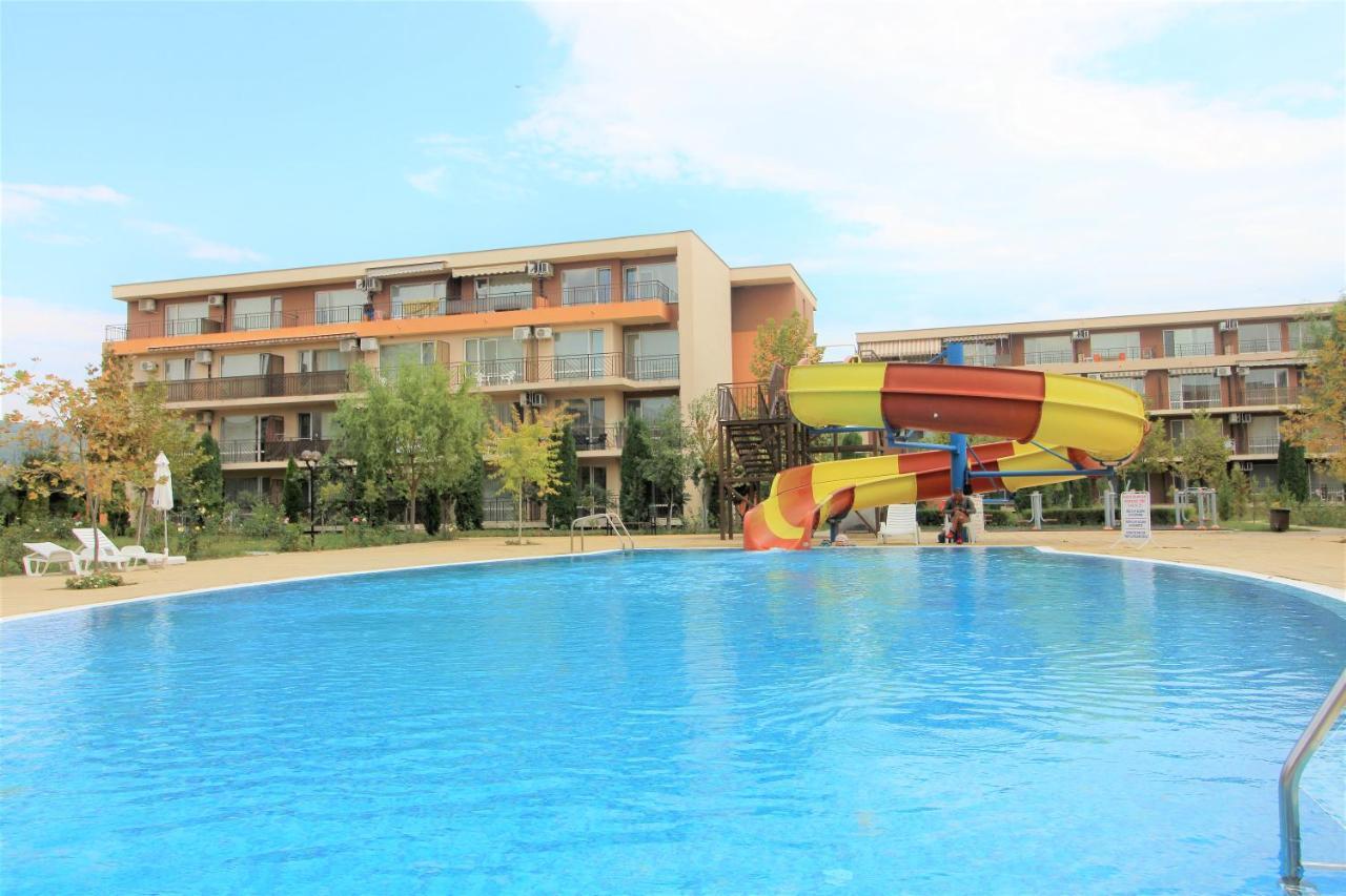 Holiday-Orchid Menada Apartments 써니비치 외부 사진